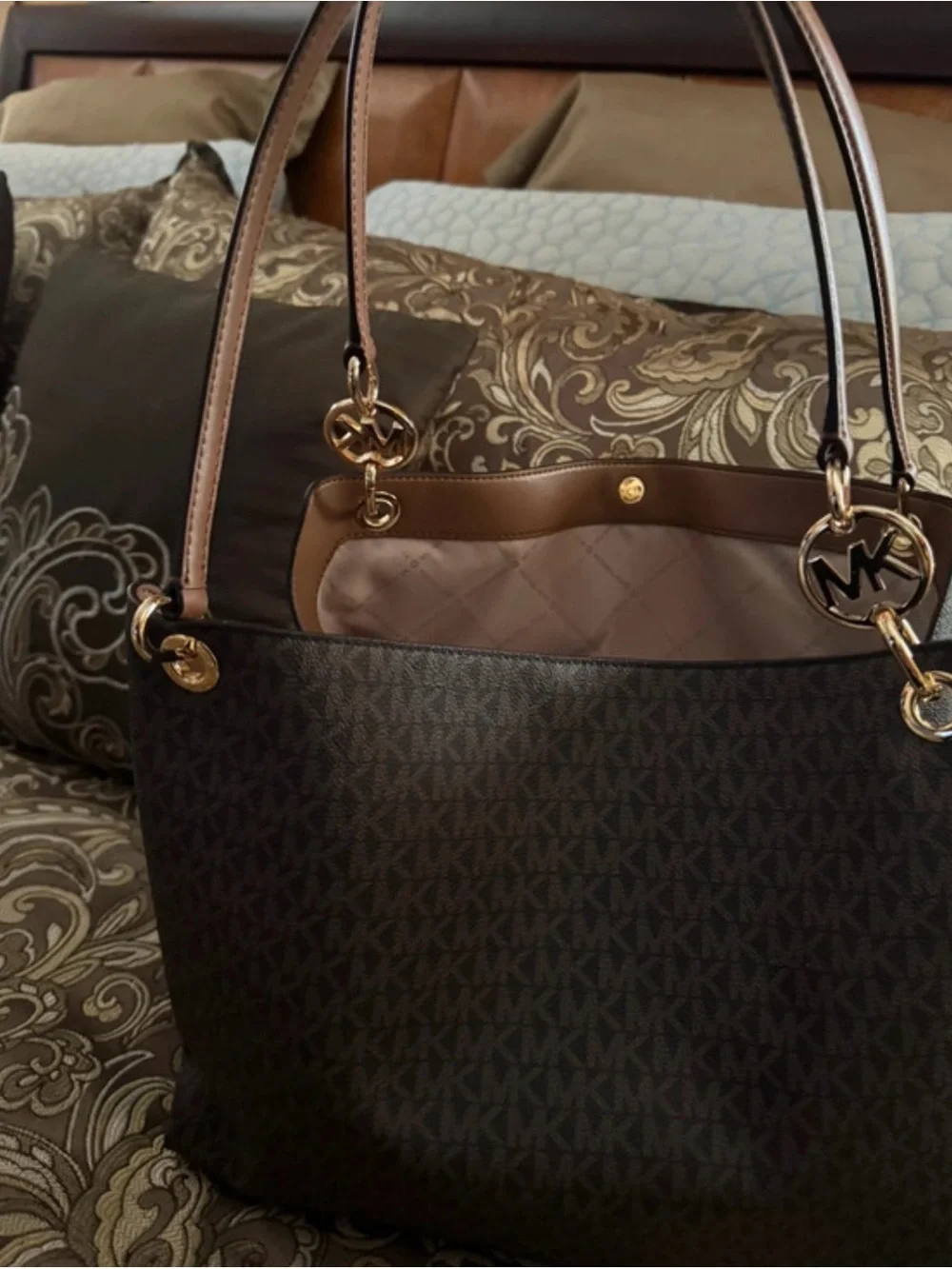 Brand New: Michael Kors Christina Large Signature MK Logo Shoulder Bag